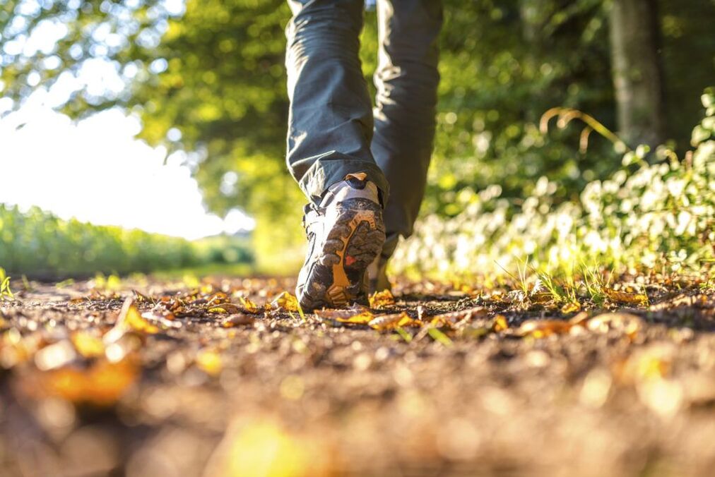 Walking helps a man prevent the development of prostatitis